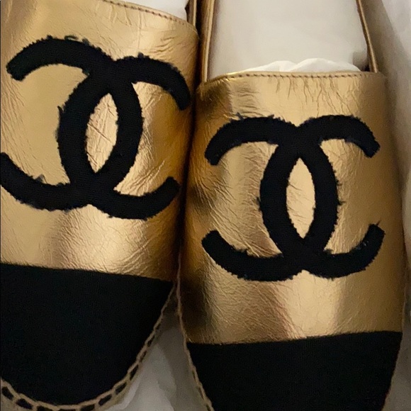 Chanel gold and black espadrilles NWB size 39 - Picture 4 of 10